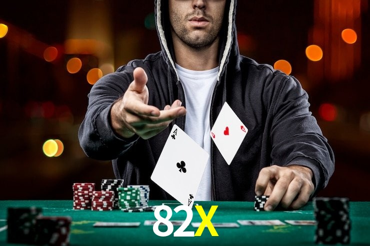 82X